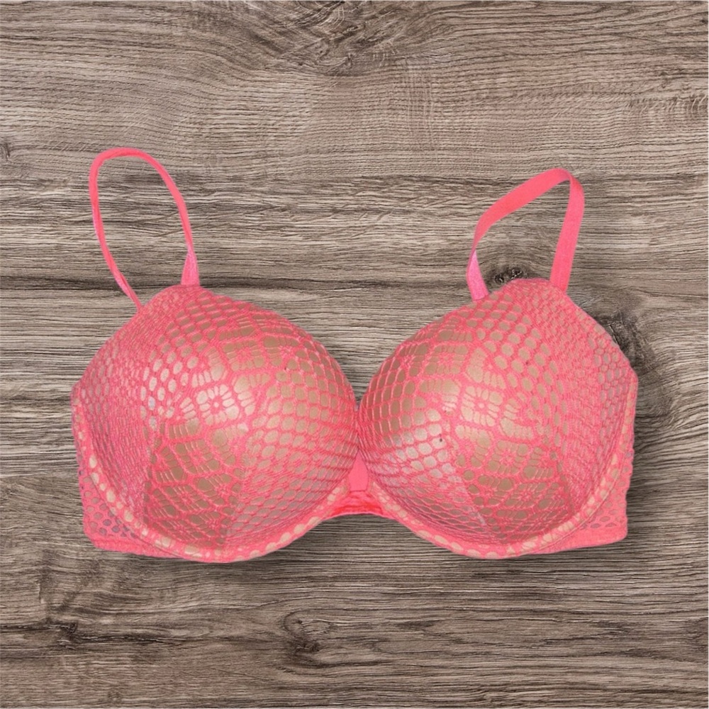Victoria's Secret Coral Lace Bra